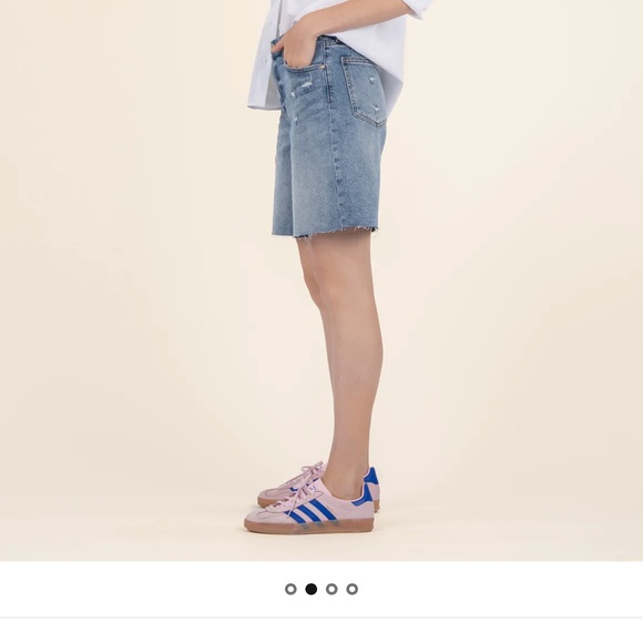 Kut from the Kloth Hailey High Rise Long
Bermuda - Picture 2 of 7